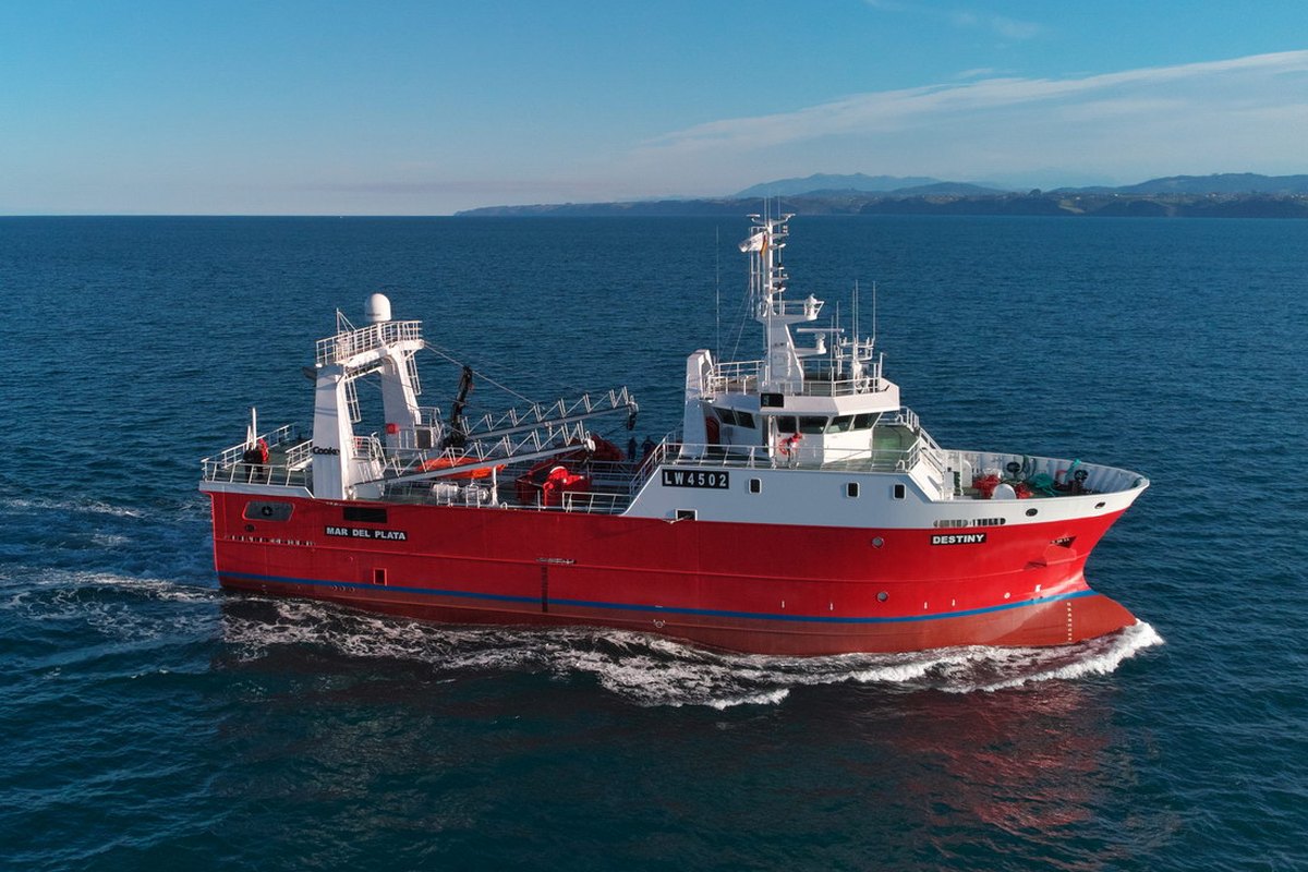 Destiny, Arrastrero congelador con trabajos de electrónica naval realizados por Edimar