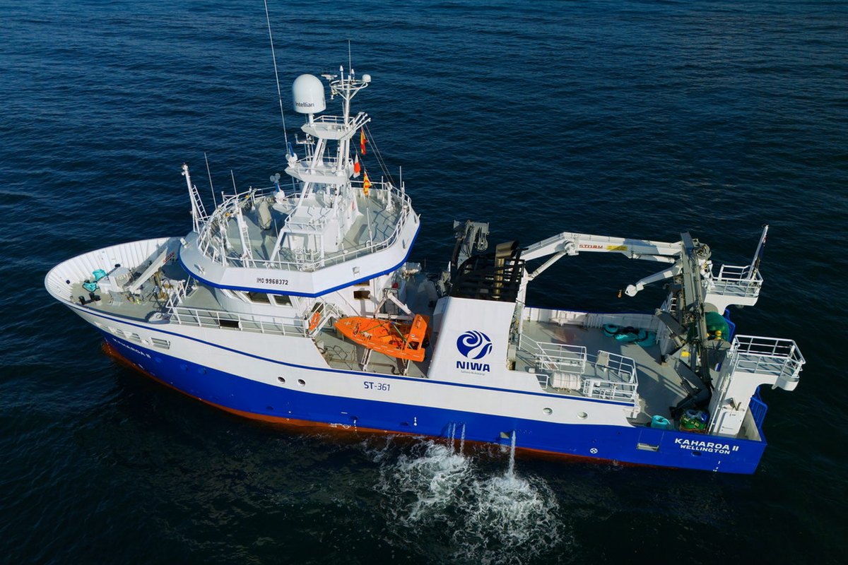 Kaharoa II, Buque de investigación con trabajos de electrónica naval realizados por Edimar