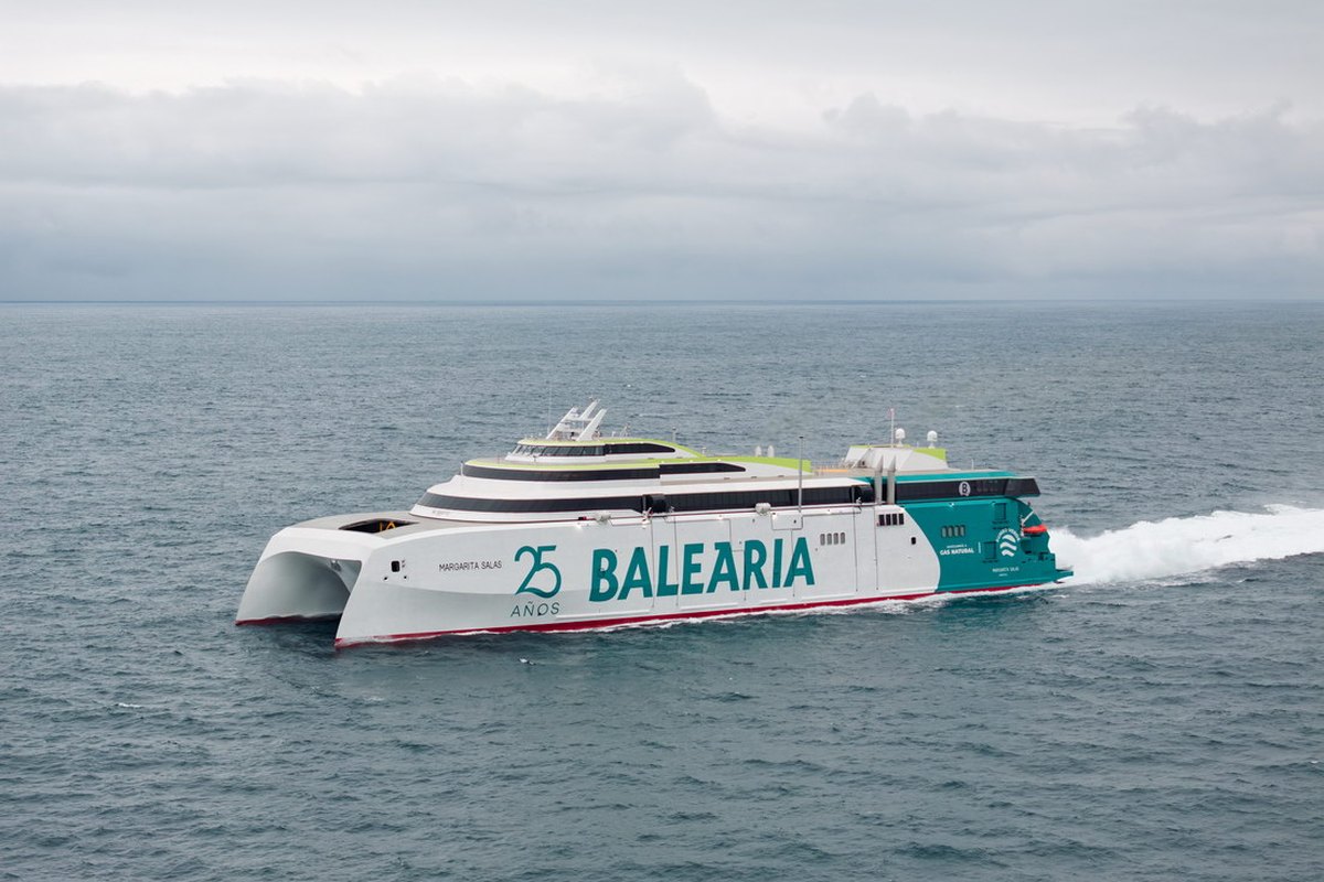 Margarita Salas, Fast ferry Ro-Pax con trabajos de electrónica naval realizados por Edimar
